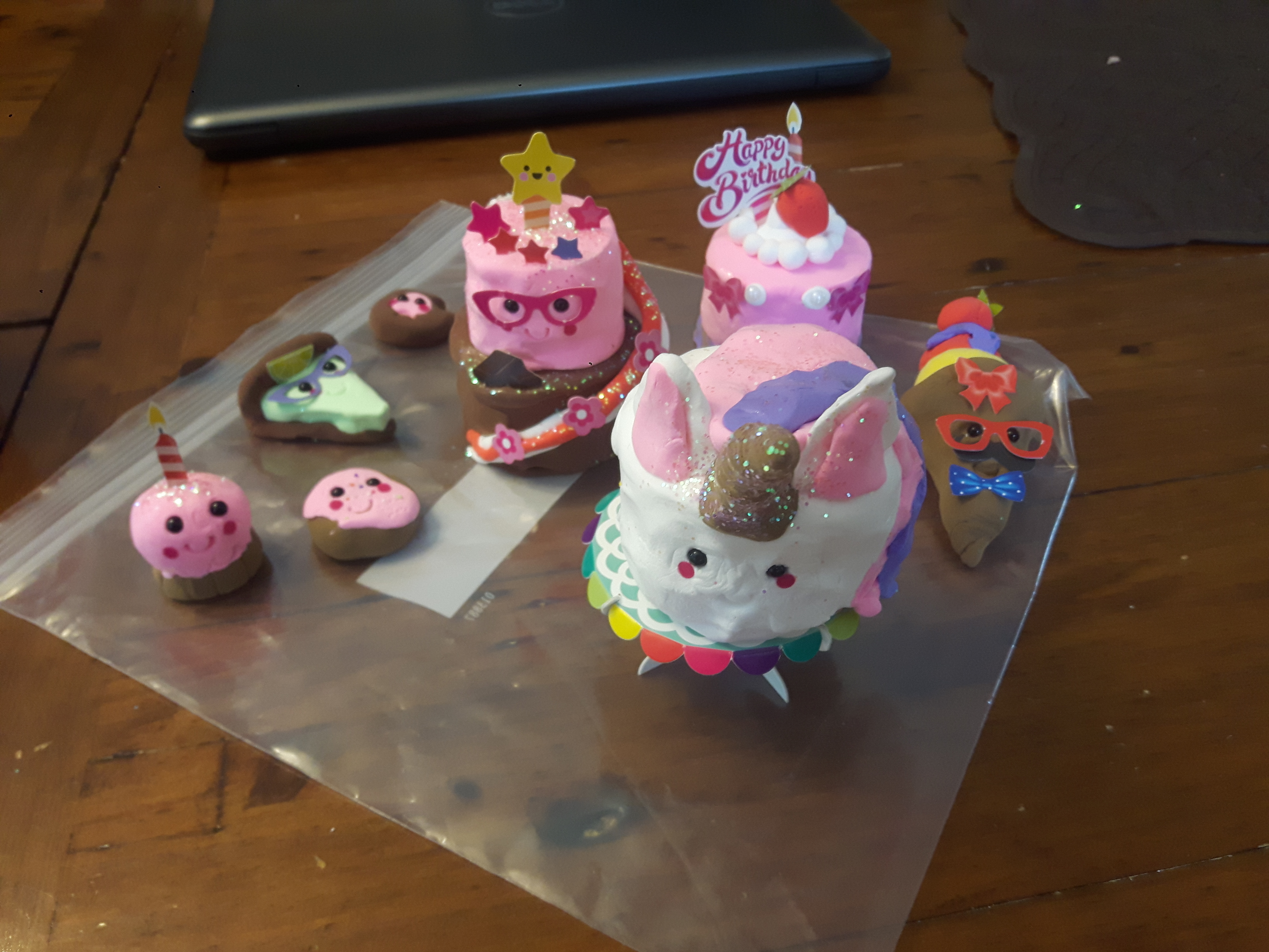 A kids review of Klutz Mini Bake Shop! – CC Maple Mama